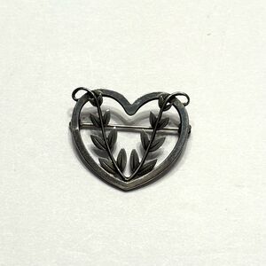 Vintage Georg Jensen Denmark Sterling Silver Heart Brooch Design 242B